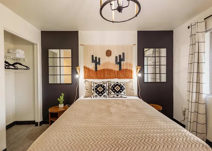 Apartment With Pool Access Tolleson